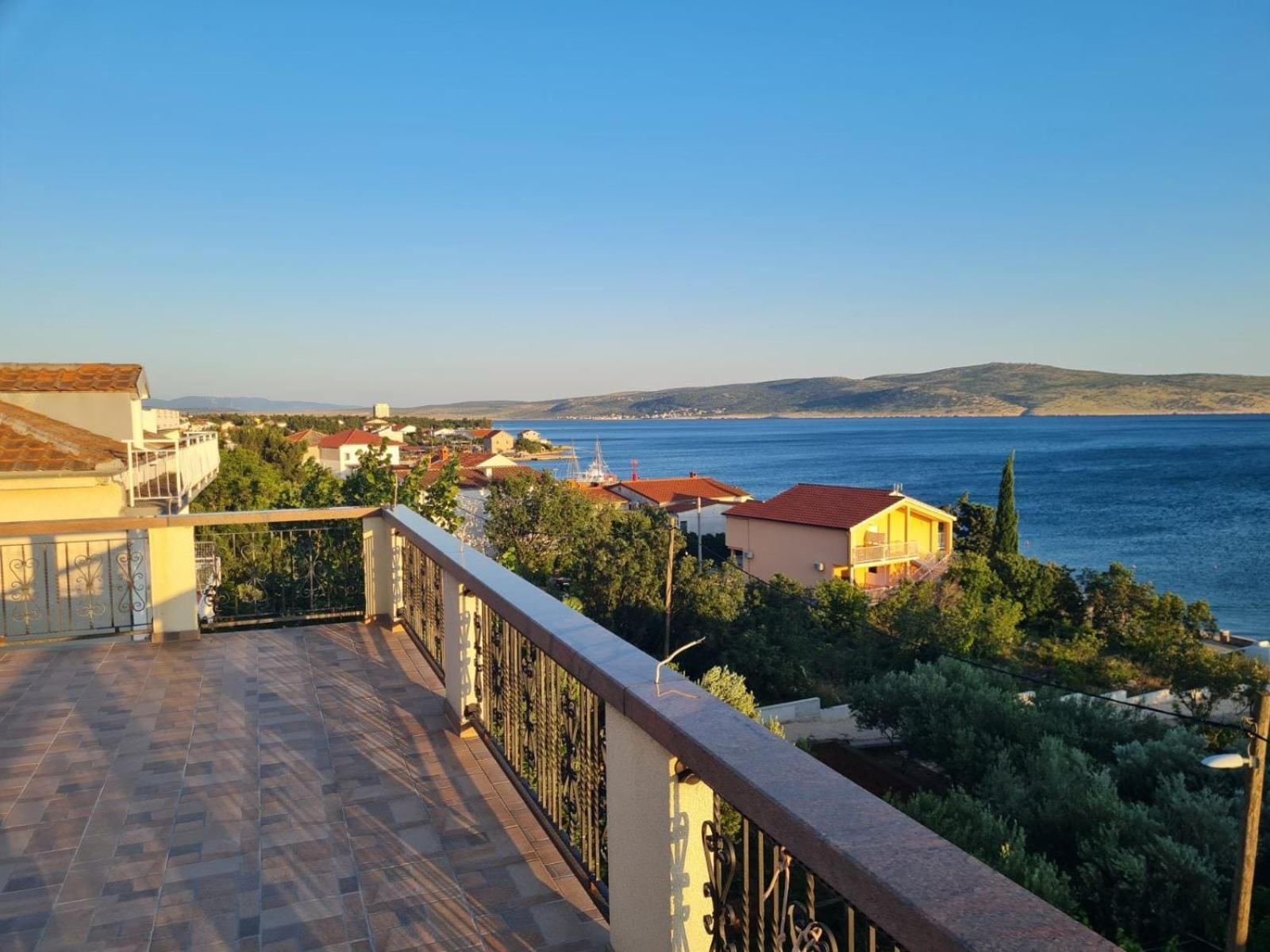 Apartments Europa Starigrad Paklenica Exterior foto